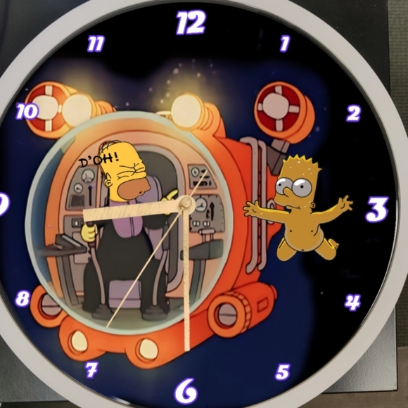 Submarine implosion clock - Picture 5 of 6